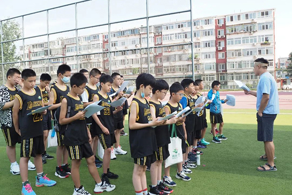 北京篮球夏令营排名一览，四大口碑好营可参考！