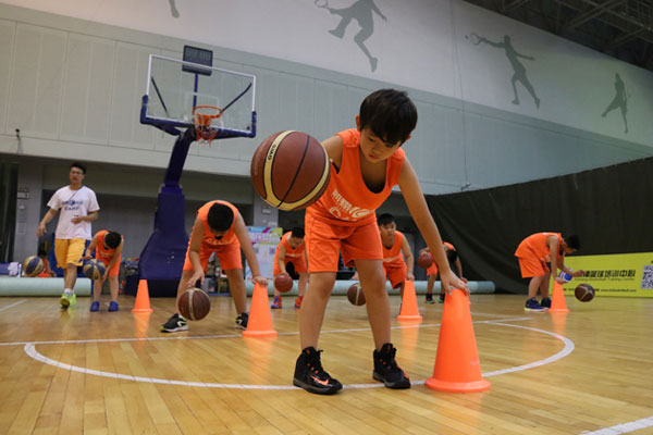 北京篮球夏令营哪家好？三大专业训练机构推荐
